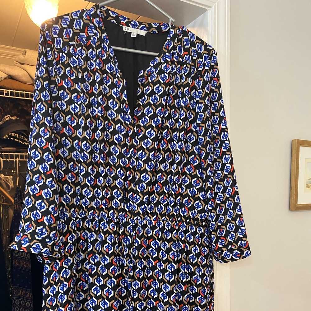 DR2 tie waist dress.